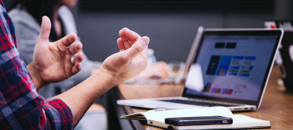 Critical thinking in seminar room